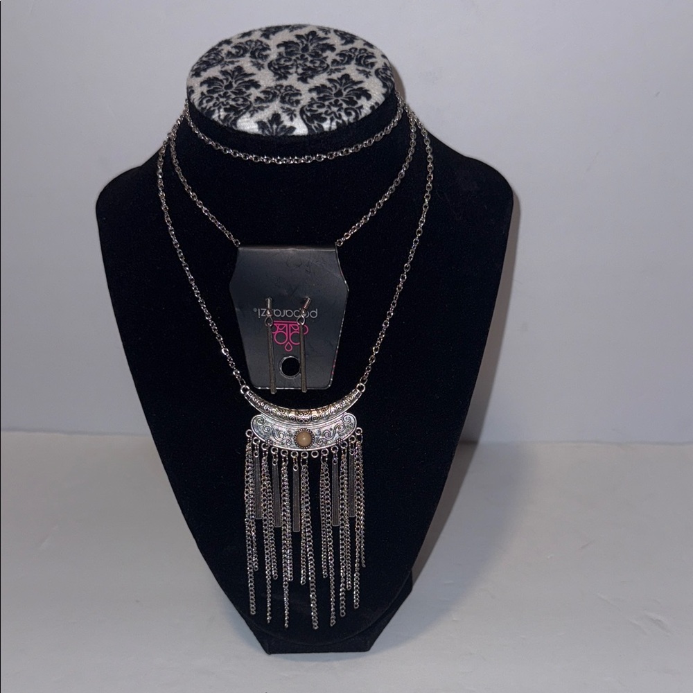 Paparazzi Elegant Silver Necklace with Chain Tassels